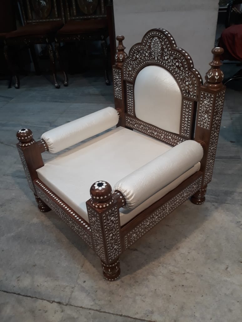 natural and artistic